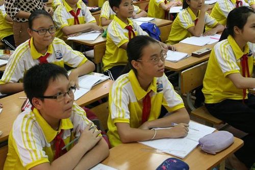 Hạ điểm chuẩn, tuyển bổ sung học sinh vào lớp 6 song bằng