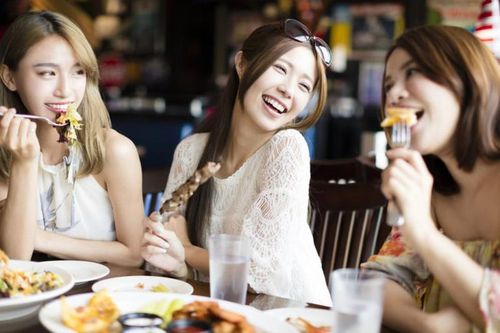 Nguyên tắc dinh dưỡng phòng chống dịch COVID-19 ai cũng cần biết