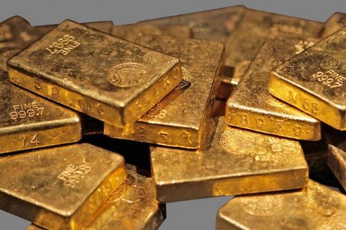 Giá vàng hôm nay 4/8: Vàng thế giới lập đỉnh cao mới, nhà đầu tư dễ gánh rủi ro