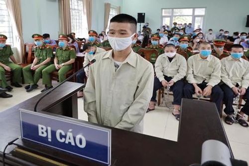 Xét xử nhóm thanh niên đưa người trái phép vào Việt Nam