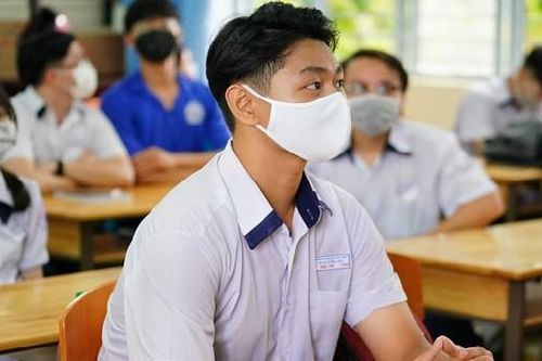 Bộ Y tế đề nghị bố trí kíp trực y tế tại điểm thi THPT để kịp thời sơ cấp cứu trường hợp sốt, khó thở