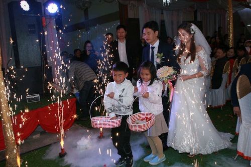 Rắc rối khi hoãn cưới, hủy tour vì dịch COVID -19