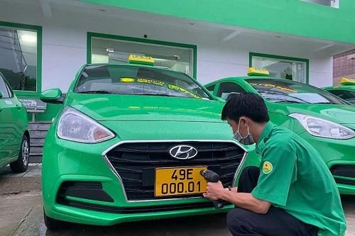 Taxi Mai Linh chuyển đổi sang biển kiểm soát màu vàng