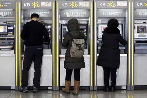 Hàn Quốc: Bốn ngân hàng lớn sử dụng thí điểm thiết bị ATM chung