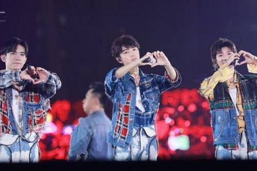 Vương Tuấn Khải hết hạn hợp đồng công ty, TFBOYS đứng trước nguy cơ tan rã ?
