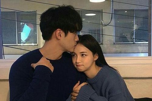 Đưa bạn gái về ra mắt mà mẹ tôi đùng đùng phản đối với lý do 'ngã ngửa'