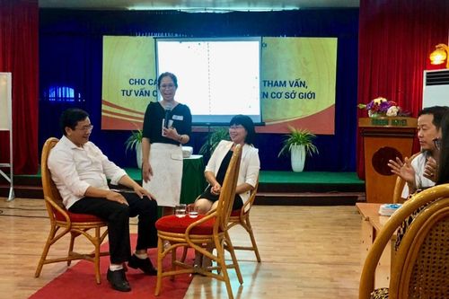 Tập huấn kỹ năng tư vấn, tham vấn cho nạn nhân bị bạo lực trên cơ sở giới