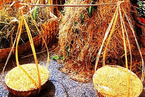 Nhớ lắm, mùi rơm…