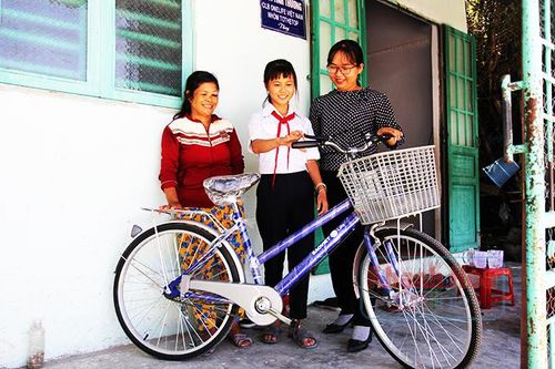 Những nhịp cầu nhân ái
