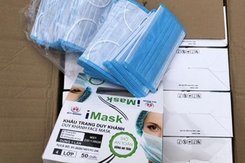 Hà Tĩnh: Phát hiện 2 xe khách vận chuyển hàng trăm ngàn khẩu trang y tế không rõ nguồn gốc