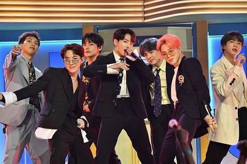 Big Hit nhá hàng lịch quảng bá 'Dynamite', bật mí BTS sẽ biểu diễn tại VMAs 2020