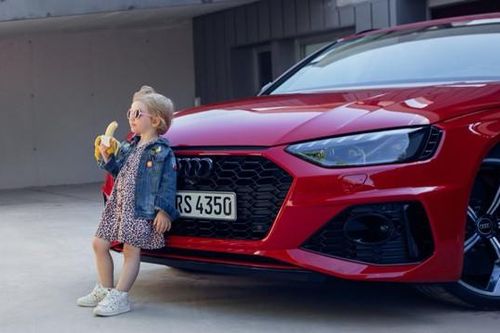 Vừa đăng ảnh quảng cáo mới, hãng ô tô Audi đã bị chê trách đến mức phải xin lỗi