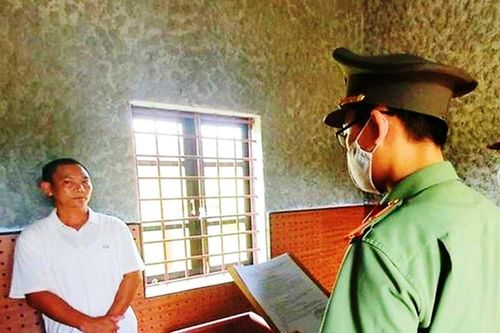 Khởi tố vụ án tổ chức người trốn ra nước ngoài trái phép
