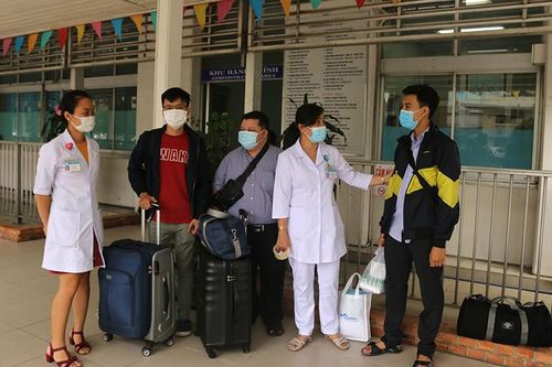 Các bác sĩ Bệnh viện Chợ Rẫy tiếp xúc với bệnh nhân 669 đều âm tính với SARS- CoV-2