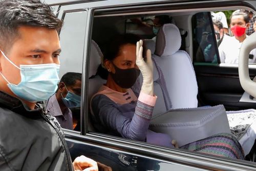 'Nữ tướng' Suu Kyi và những thách thức trước bầu cử Quốc hội