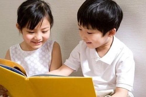 10 cách giúp trẻ có cảm hứng với sách
