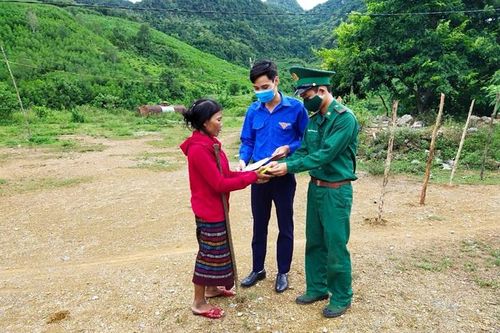 Tăng cường tuyên truyền phòng chống dịch Covid-19 trên địa bàn biên giới