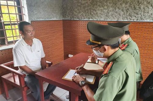 Bắt đối tượng nhiều lần đưa người khác trốn đi nước ngoài giữa đại dịch Covid-19