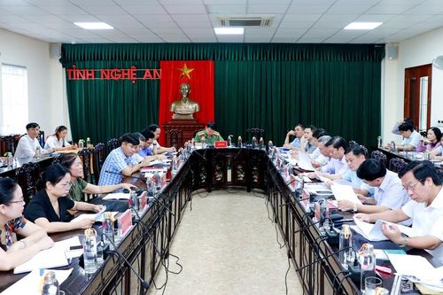 Bí thư Tỉnh ủy Thái Thanh Quý tiếp công dân phiên định kỳ tháng 8