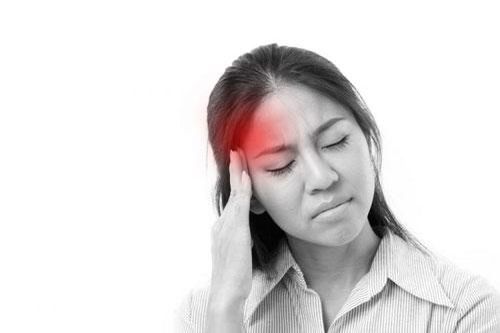 Đau nhói nửa đầu bên phải: Dấu hiệu tiềm ẩn nhiều bệnh lý nguy hiểm