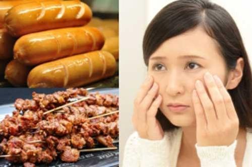 Những món ăn quen thuộc nhưng là 'thủ phạm' dễ khiến chị em chóng già, số 3 rất nhiều người thích
