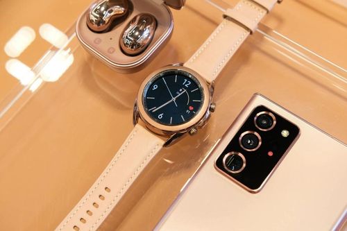 Samsung ra mắt Galaxy Watch3: Thiết kế đậm chất cổ điển, nhiều tính năng hay ho!
