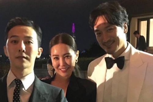 G-dragon (Bigbang) ăn sinh nhật cùng chị gái và tài tử Kim Min Joon: Dân mạng hỏi liệu họ có dùng ma túy?