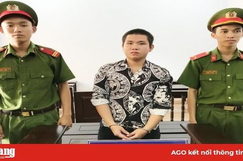 Chém bạn vì bị nghi lấy điện thoại