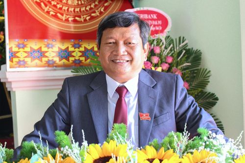 Ông Ngô Khắc Ngọc tái đắc cử Bí thư Huyện ủy Đak Pơ khóa XVII