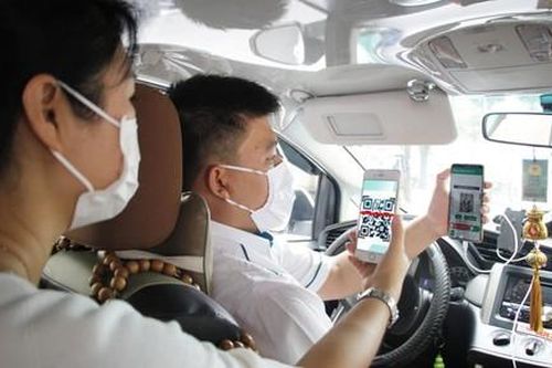 Đi taxi tiết kiệm và an toàn với VNS Prepaid – Vinasun trả trước