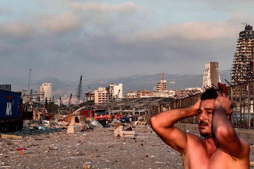 Sinh ra là người Lebanon, bi kịch đeo đuổi cả đời