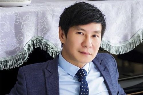 Sắp xét xử vụ công ty của Lý Hải bị nhà thơ kiện đòi 4 tỷ