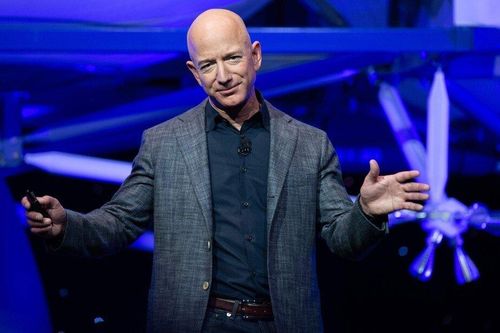 Người giàu nhất thế giới bán thêm 3 tỷ cổ phiếu Amazon