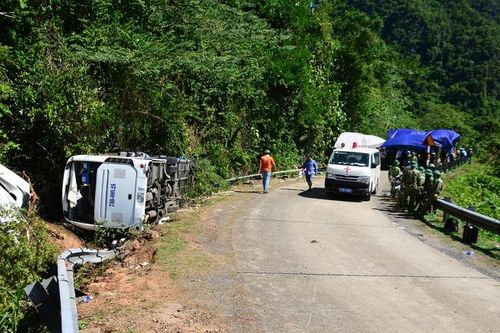 Khởi tố lái xe khách gây tai nạn làm 15 người thiệt mạng