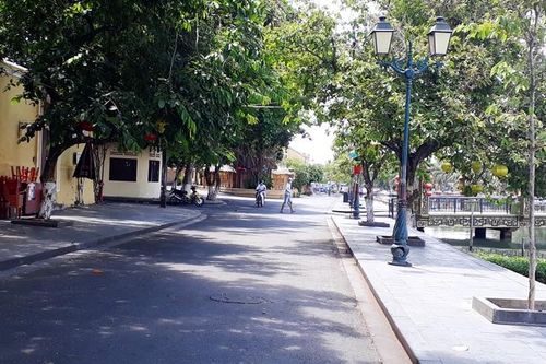 Phố cổ Hội An vắng tanh lần giãn cách thứ 2