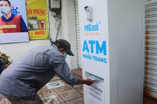 'ATM khẩu trang' miễn phí đầu tiên tại TP Hồ Chí Minh