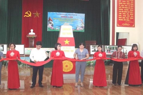 Khai mạc triển lãm bản đồ và trưng bày tư liệu về Hoàng Sa, Trường Sa của Việt Nam