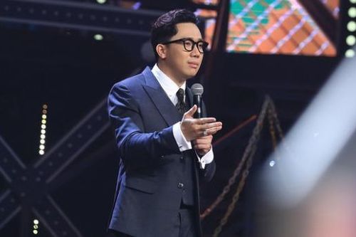 Tin 'hot' giải trí ngày 6/8