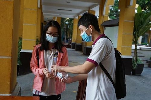 Thí sinh TP Hồ Chí Minh phải đeo khẩu trang khi tham dự kỳ thi tốt nghiệp THPT