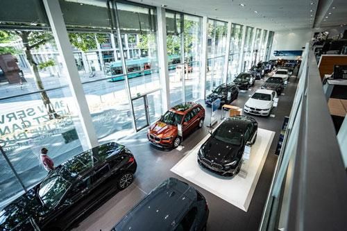 BMW thông báo khoản lỗ đầu tiên kể từ năm 2009 do COVID-19