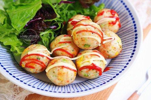 Con lười ăn rau, mẹ có ngay món ức gà viên đảm bảo con ăn thun thút