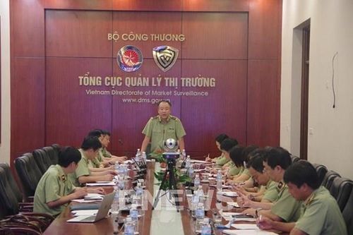 Quản lý thị trường luôn đi đầu trong chống hàng giả, hàng nhái