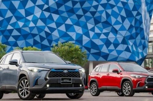 Lăn bánh Toyota Corolla Cross vừa ra mắt tốn bao nhiêu?