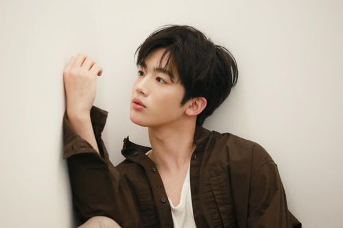 Trước khi debut với nhóm mới, cựu center của X1 - Yohan sẽ phát hành ca khúc solo đầu tay