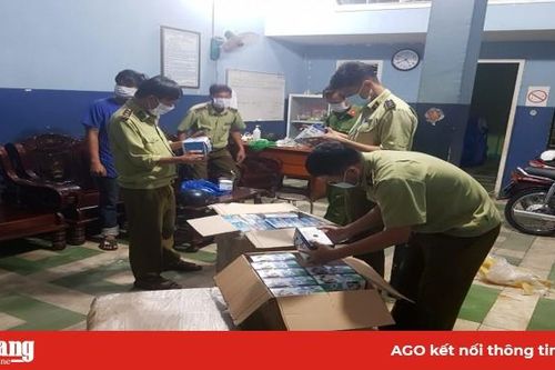 Quản lý thị trường tỉnh An Giang phát hiện, thu giữ 1.498 hộp khẩu trang buôn lậu
