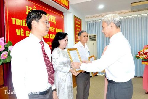 Chăm lo xây dựng đội ngũ cán bộ, đáp ứng yêu cầu phát triển