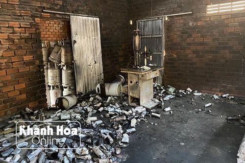 Nổ khí gas trong căn nhà cấp 4, nam thiếu niên thiệt mạng