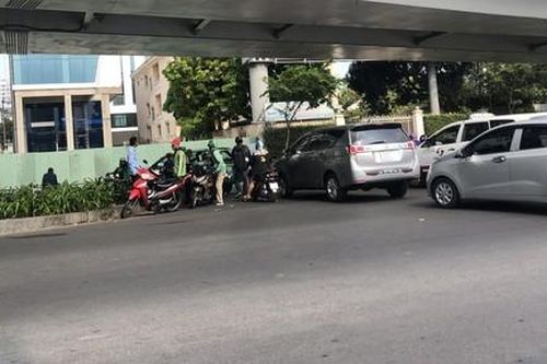 Bất cập của xe ôm công nghệ