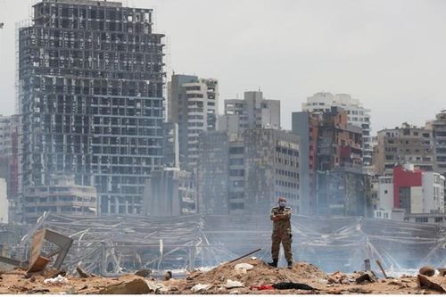 Bắt giữ ít nhất 16 nhân viên của cảng Beirut