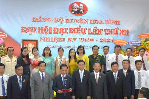 Bế mạc Đại hội Đảng bộ huyện Hòa Bình (Bạc Liêu)